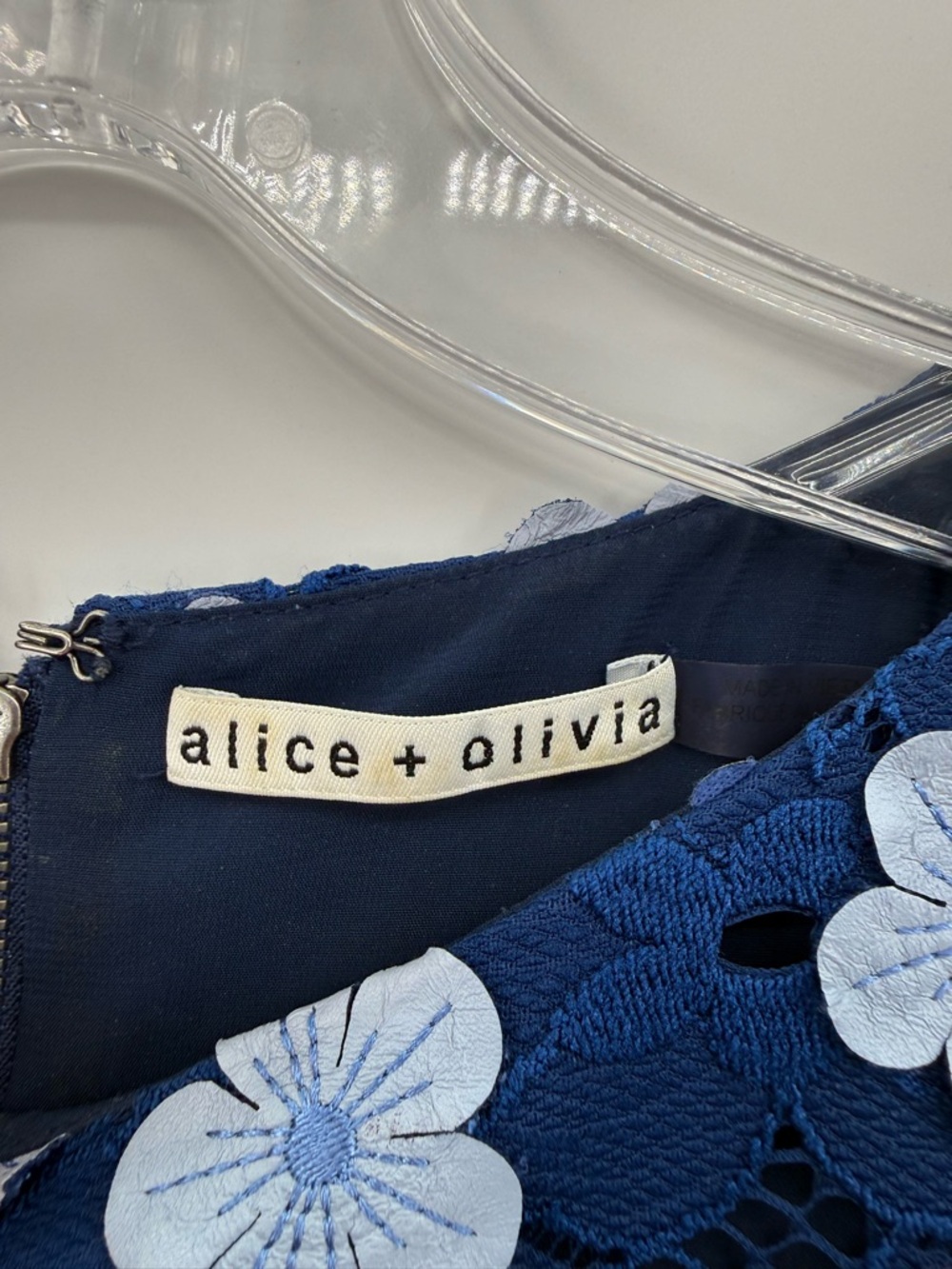 Alice + Olivia Clyde floral embroidered appliqué lace A-line shift dress size 8 - Picture 4 of 14